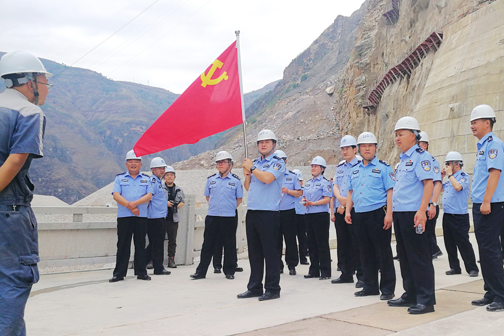 1623231223751765.jpg 現(xiàn)場(chǎng)介紹溢洪洞1.jpg