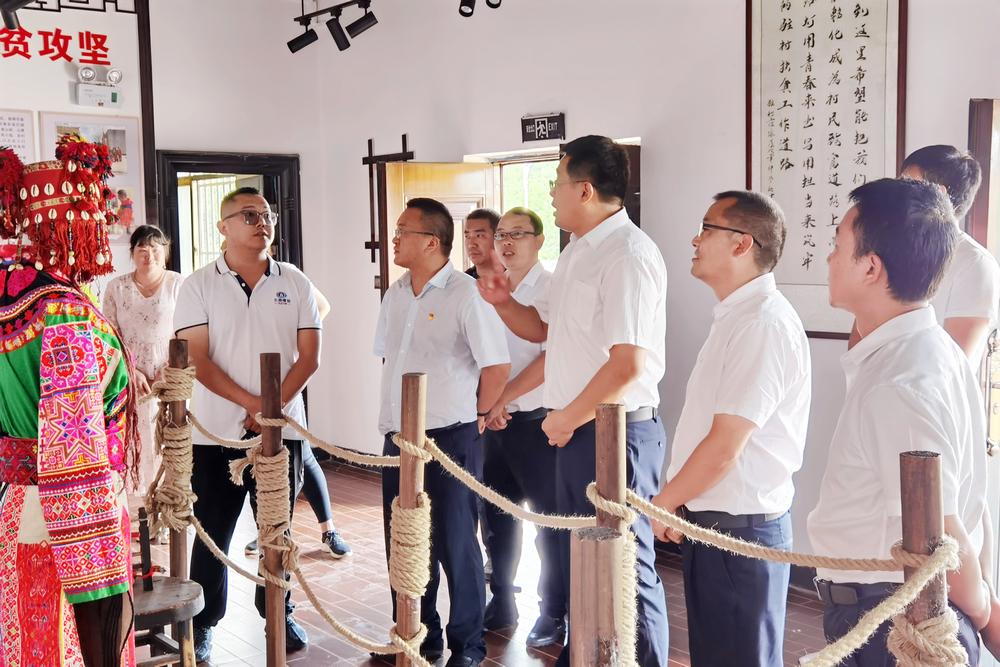 1628490637105479.jpg a6400987c756986208e02d2a4ee40f9.jpg