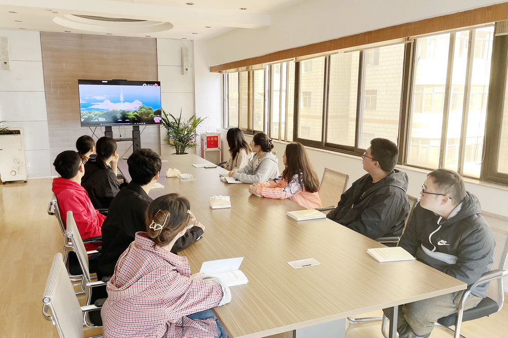 1634803107470208.jpg 團(tuán)日活動照片.jpg